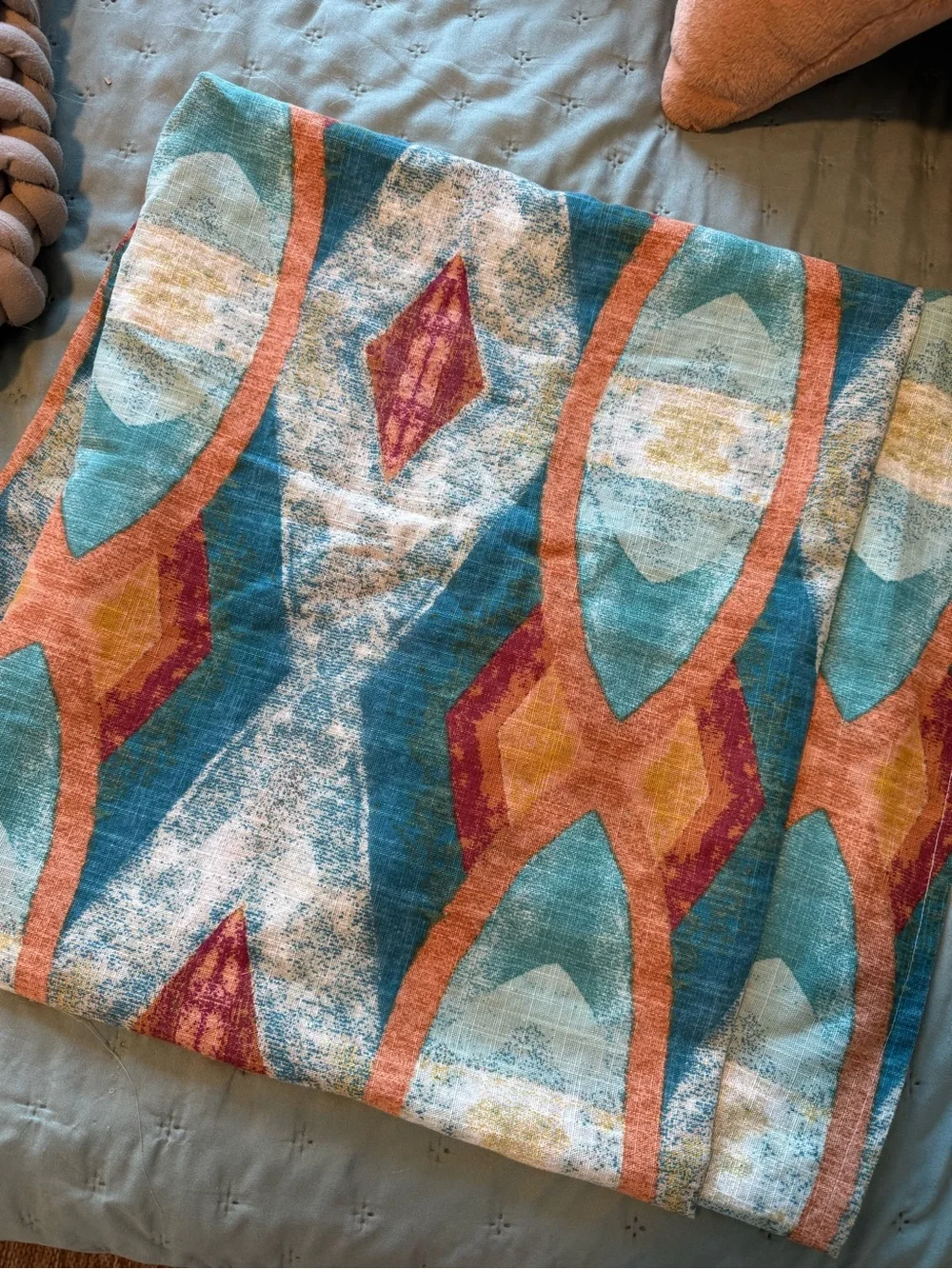 Jungalow vibrant teal